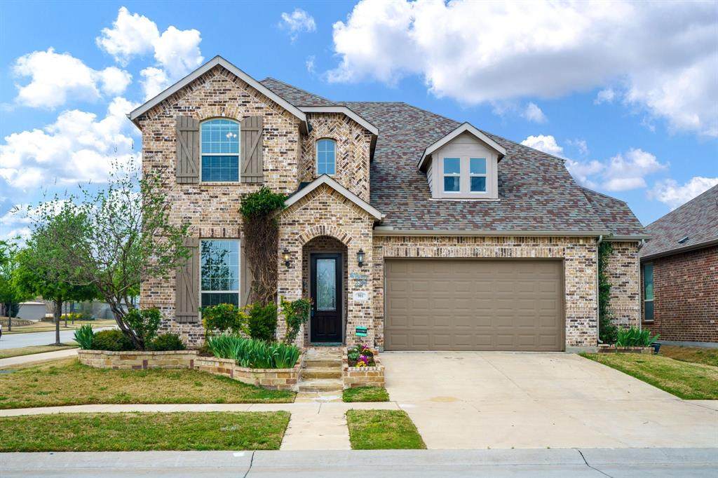 901 Meadows Drive - Photo 1
