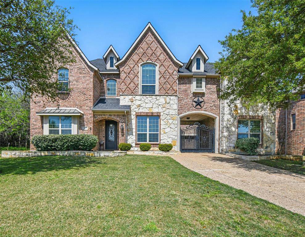 3060 England Parkway - Photo 1