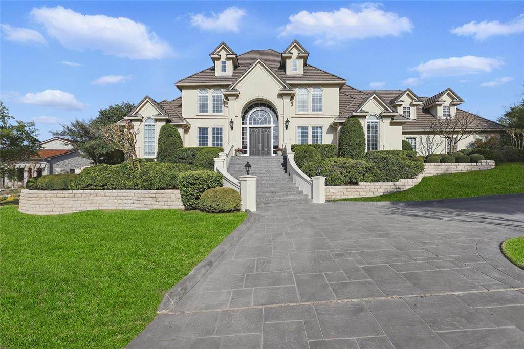 6800 Oak Hill Drive - Photo 1
