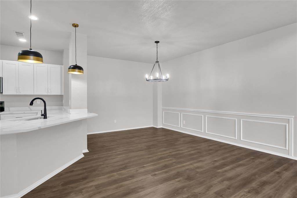 5715 Streamside Drive - Photo 1