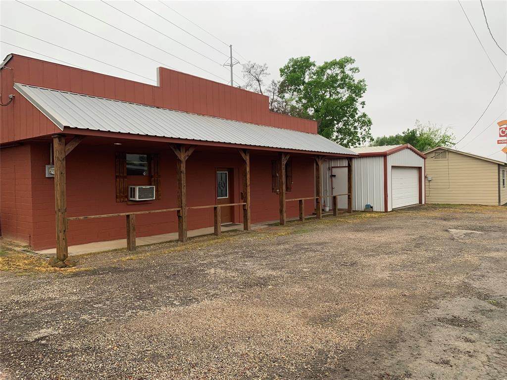 848 Houston Street - Photo 1