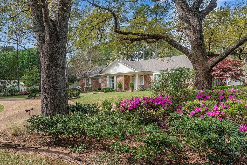 7112 Ridge Drive - Photo 1