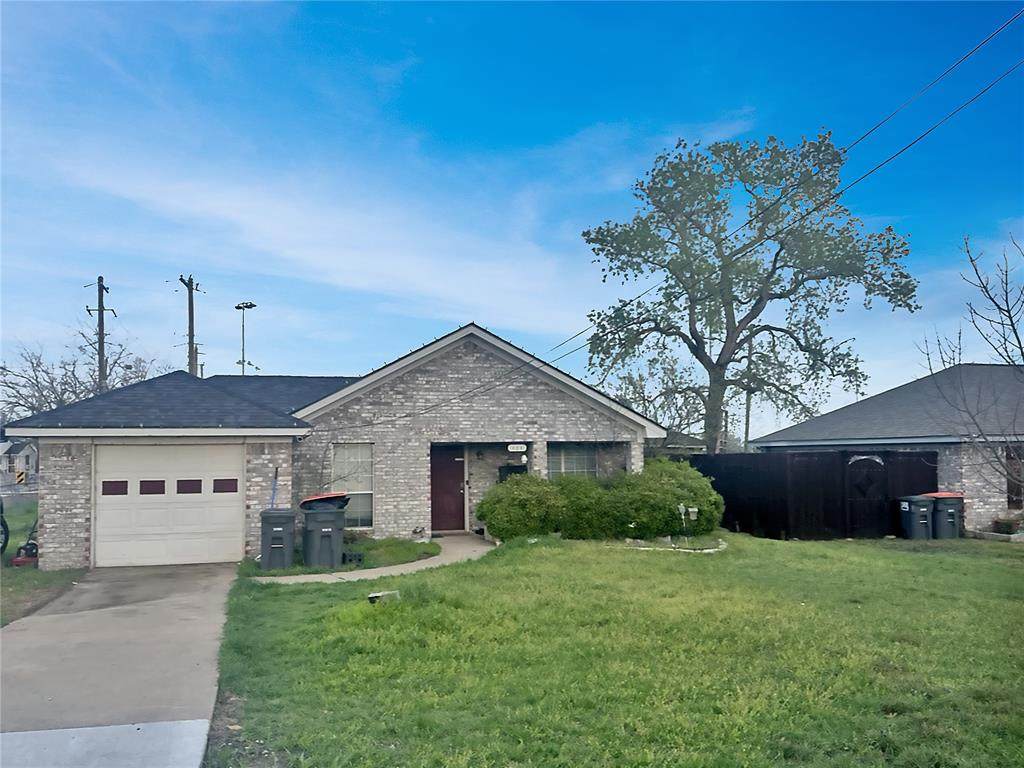 404 Sherley Avenue - Photo 1