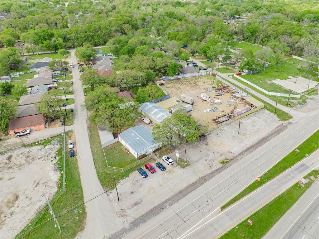 12540 C F Hawn Freeway - Photo 1