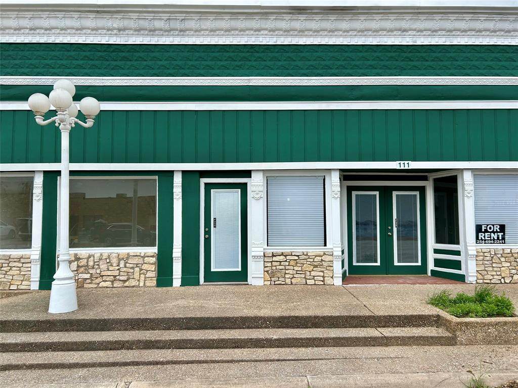 111 Colorado Street - Photo 1