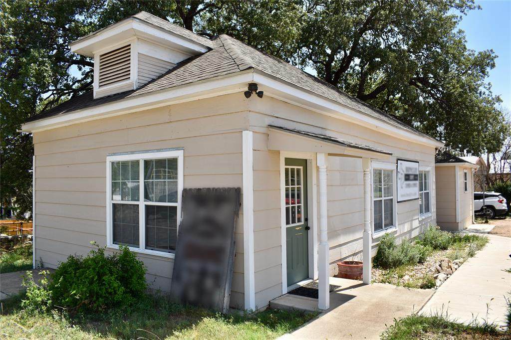 405 Bridge Street - Photo 1