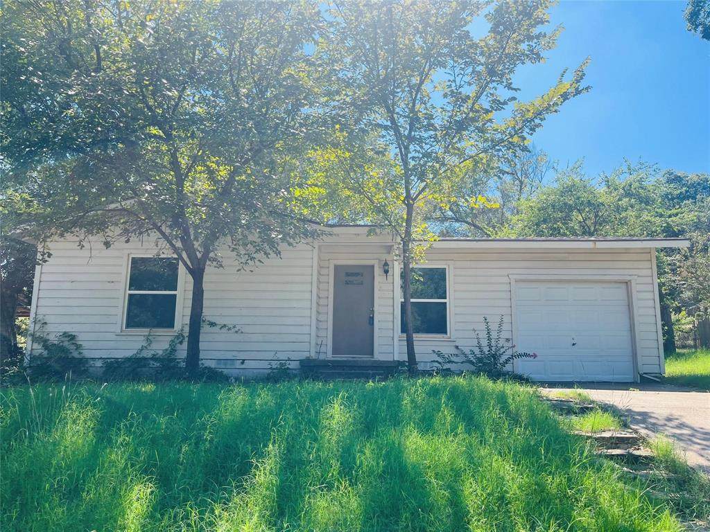 207 Live Oak Lane - Photo 1