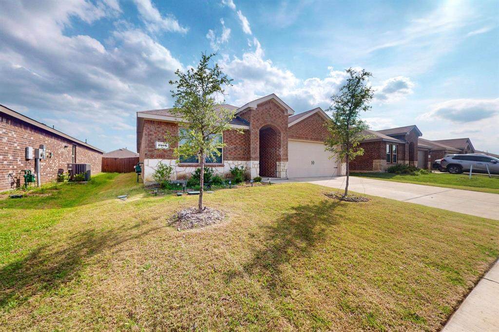 2908 Roper Street - Photo 1