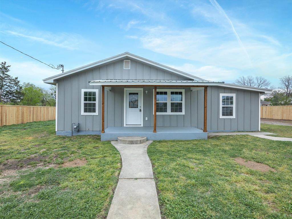 107 Riley Street - Photo 1