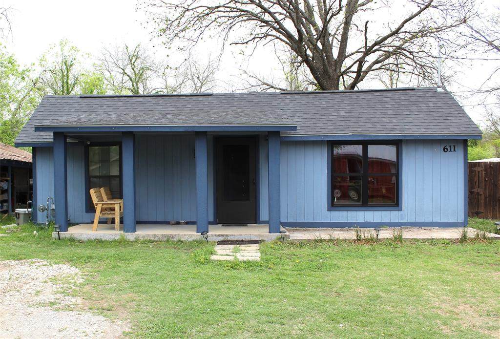 611 Minnie Street - Photo 1