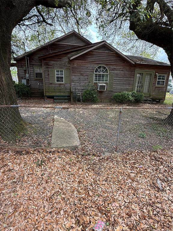 714 Carrollton Street - Photo 1