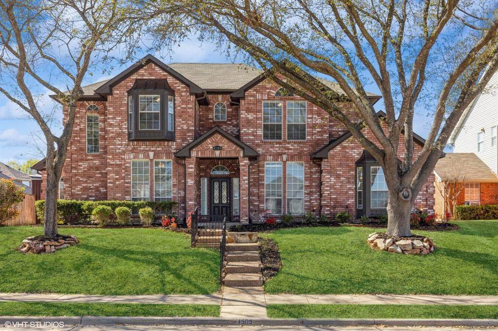 4509 Scenic Drive - Photo 1