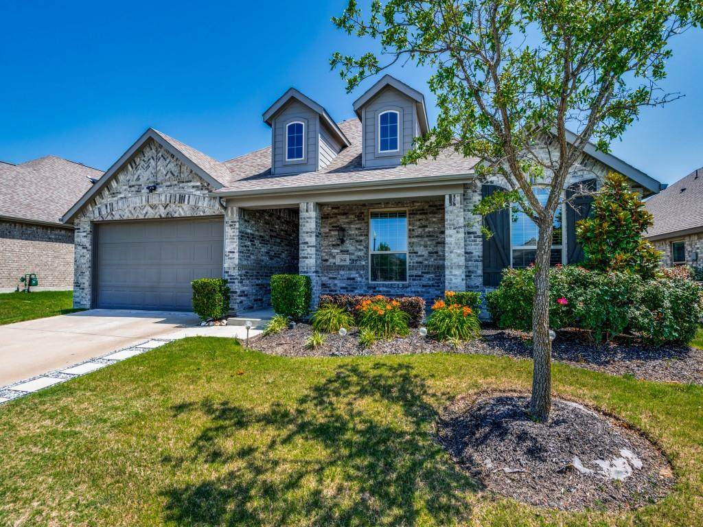 1644 Pegasus Drive - Photo 1