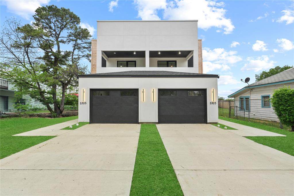 5305 Colonial Avenue - Photo 1