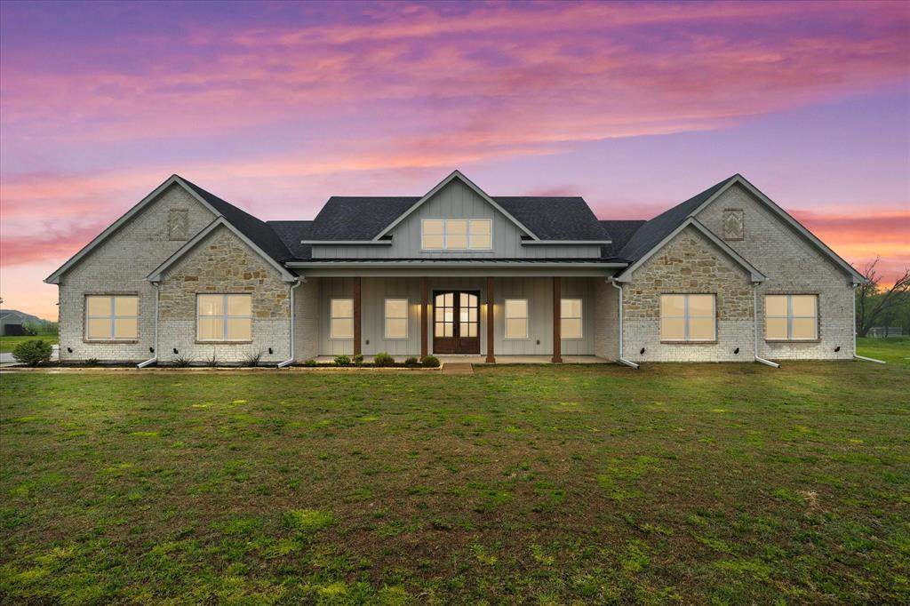 4844 Hall Way - Photo 1