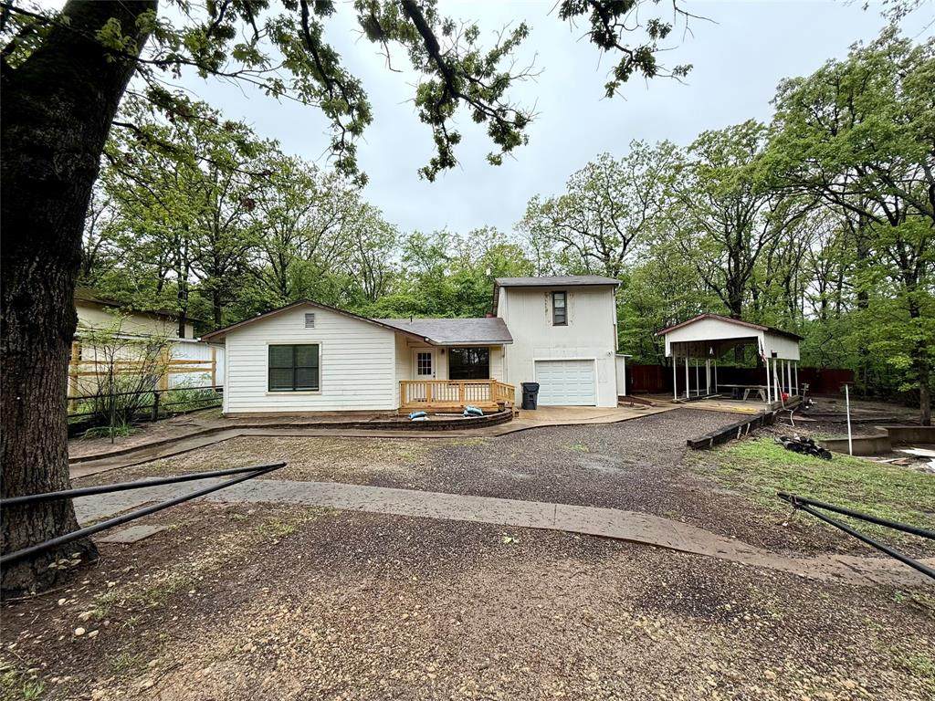 449 Private Road 7709 - Photo 1