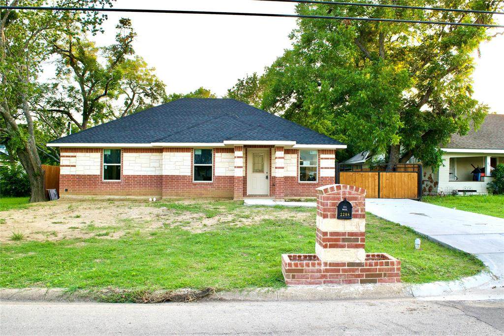 2208 Beaton Street - Photo 1