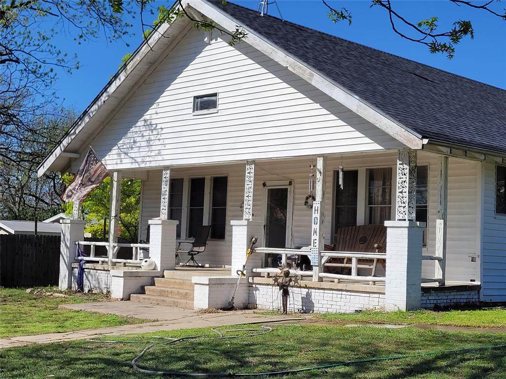 704 Walcott Avenue - Photo 1