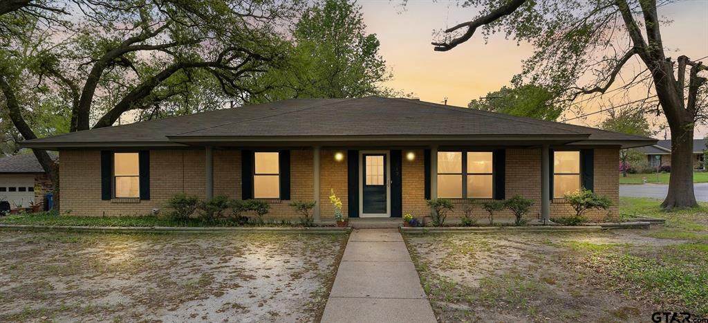 817 Bradley Drive - Photo 1