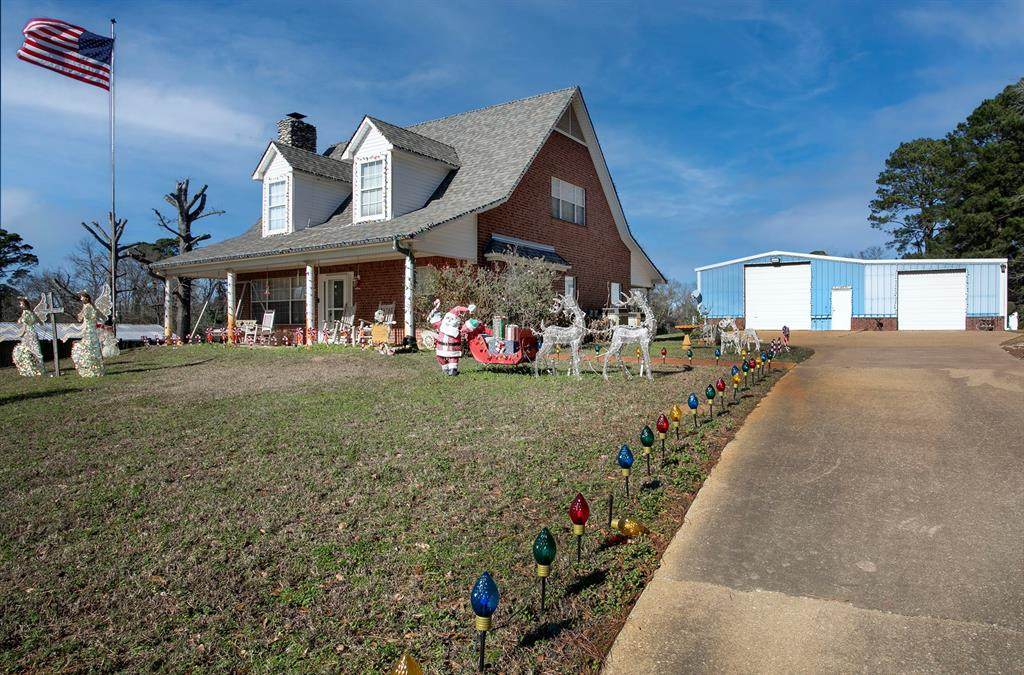997 Sycamore Street - Photo 1