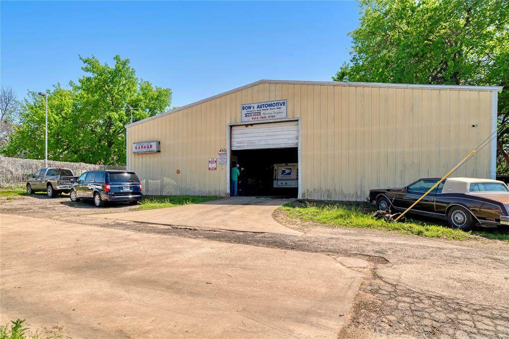 450 Kaufman Street - Photo 1