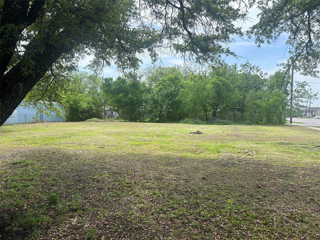 4416 Rowlett Road - Photo 1