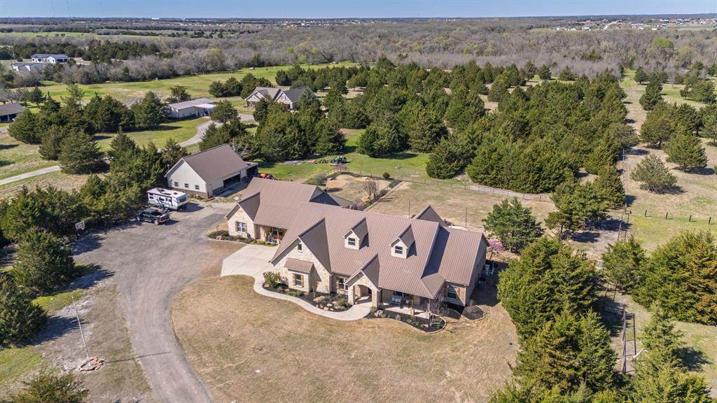 4682 County Road 2720 - Photo 1