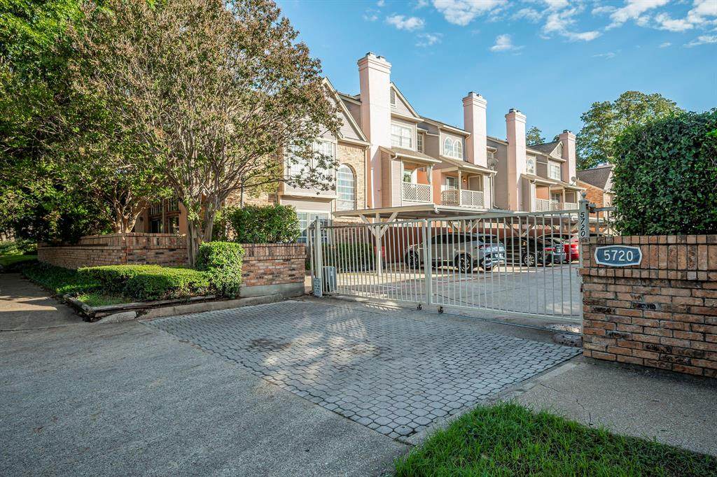 5720 Marquita Avenue - Photo 1