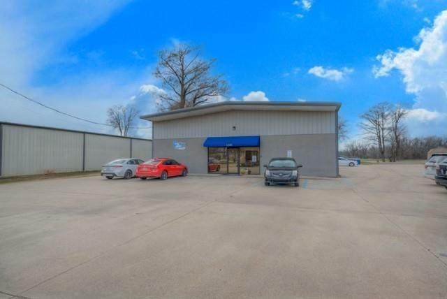 1308 Driftwood Drive - Photo 1