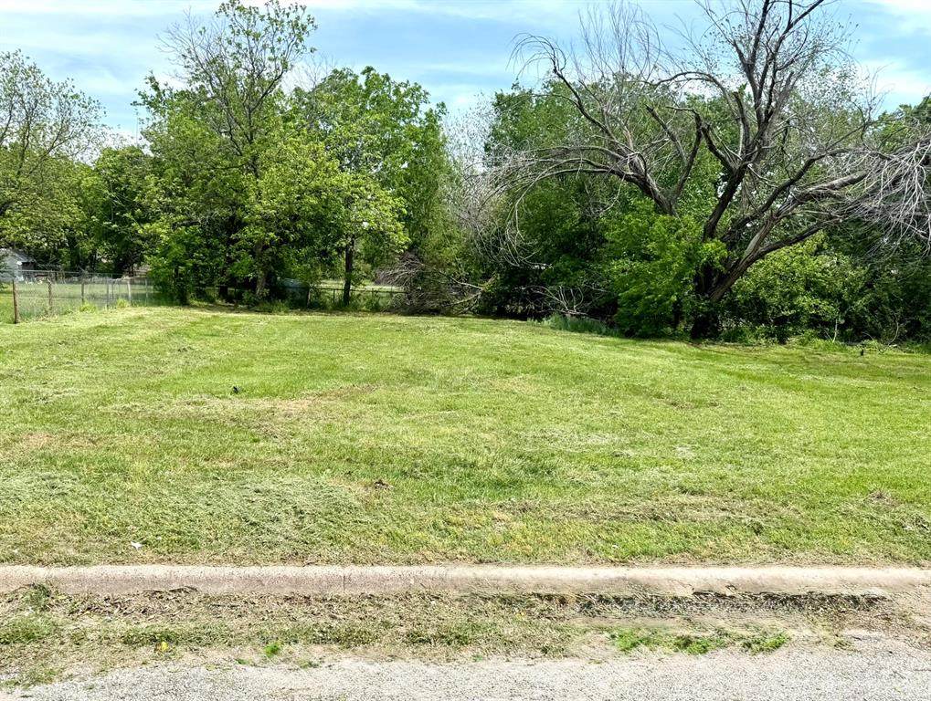 205 Houston Street - Photo 1