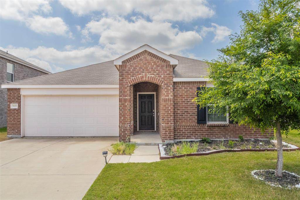 925 Dressage Drive - Photo 1