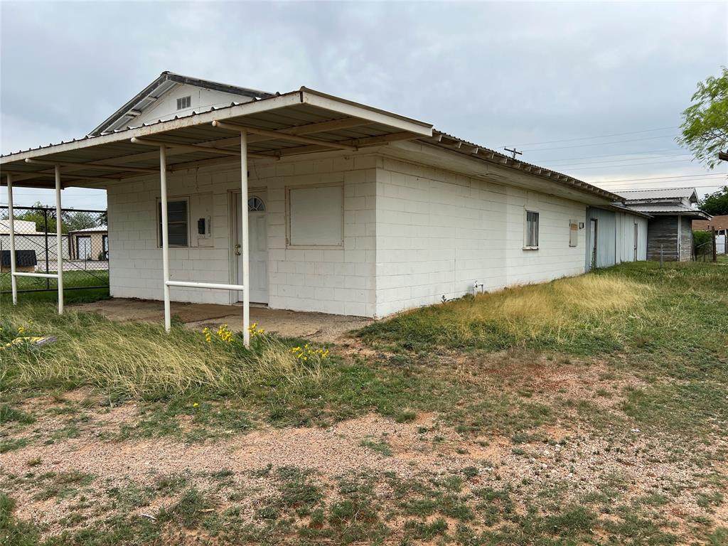 502 Kent - Photo 1