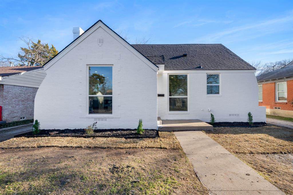 1826 Norfolk Avenue - Photo 1