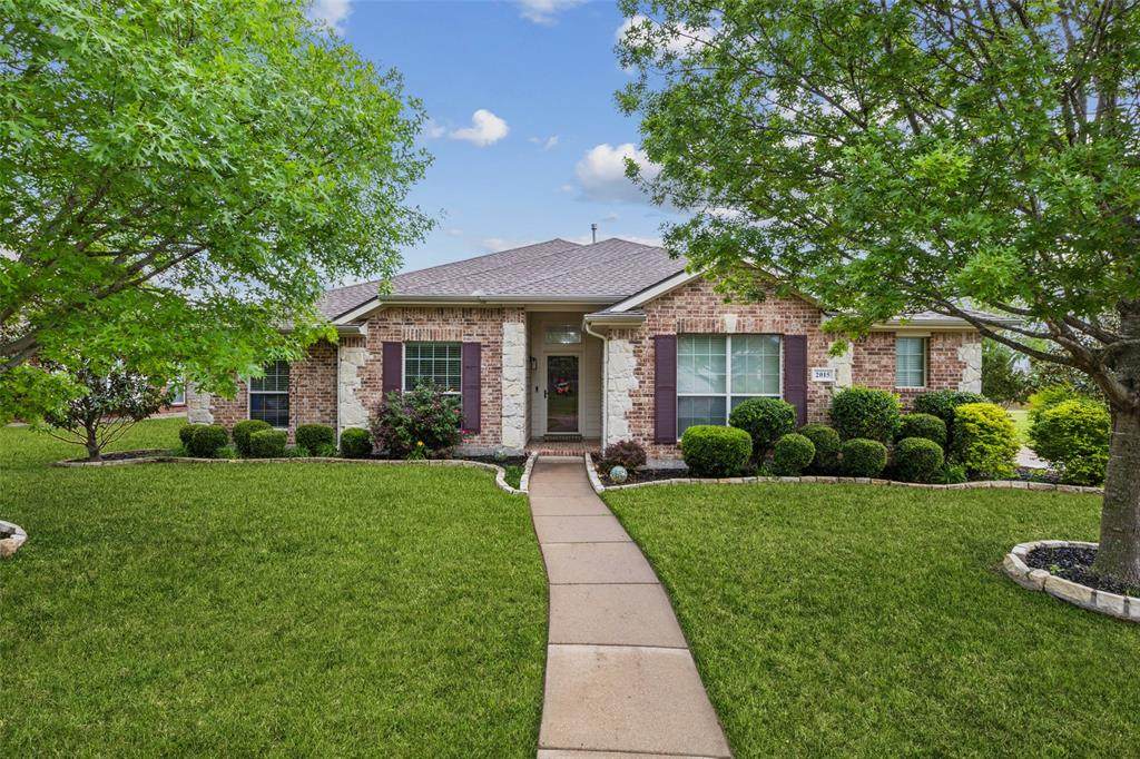 2015 Sumac Drive - Photo 1