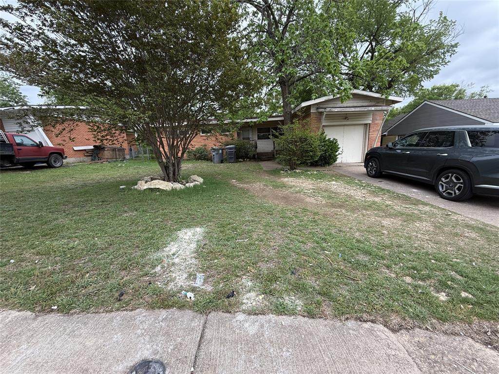 1020 Ann Arbor Avenue - Photo 1