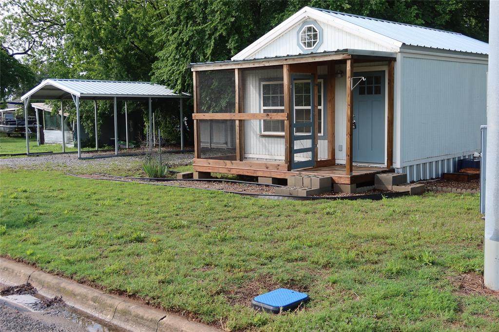 504 Gray Street - Photo 1