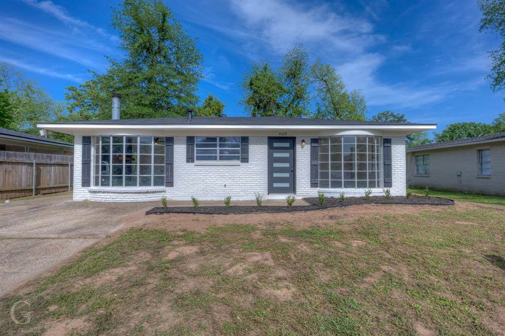 4109 Glen Street - Photo 1