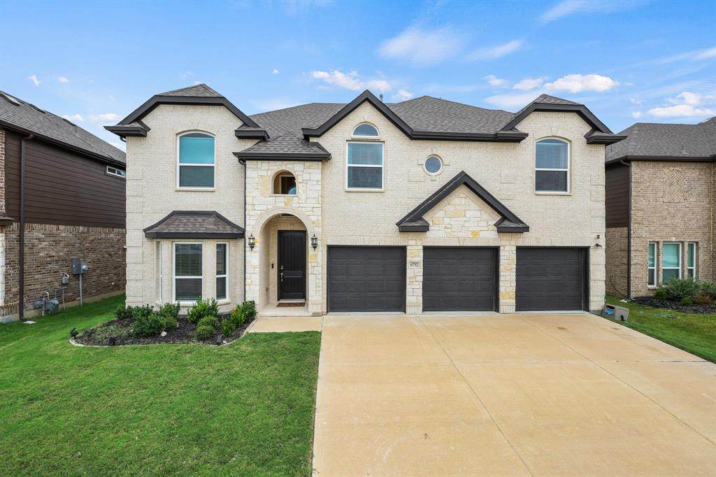 6732 Palmdale Drive - Photo 1
