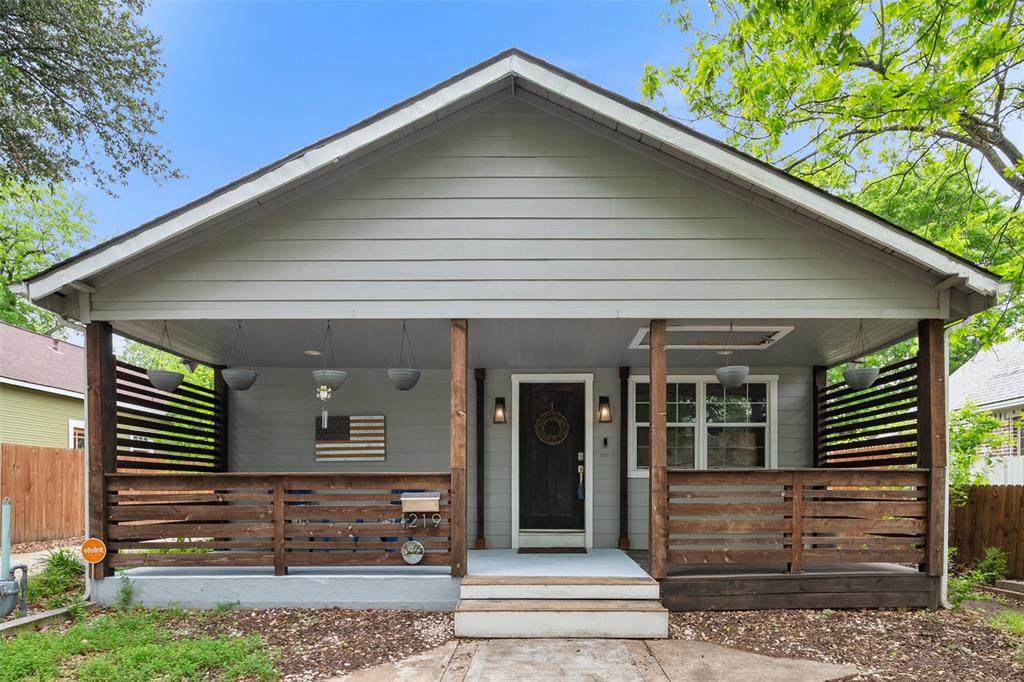 1219 Waverly Drive - Photo 1