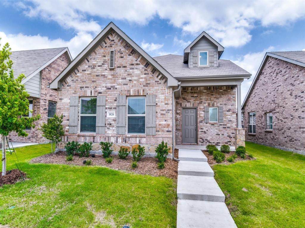 1820 Emilia Drive - Photo 1