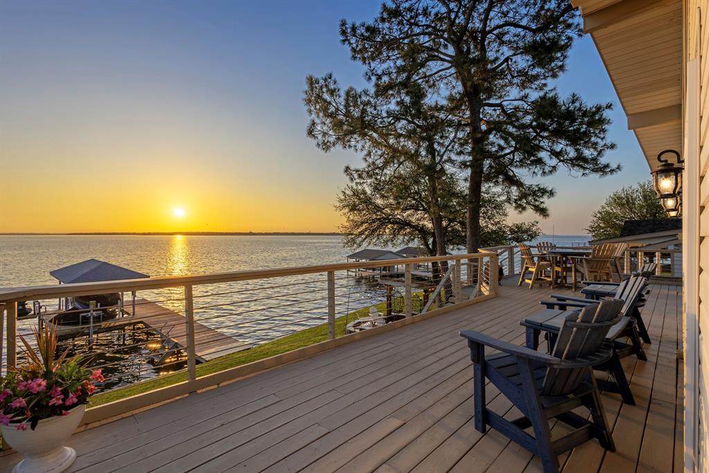 115 Isle Of View Drive - Photo 1