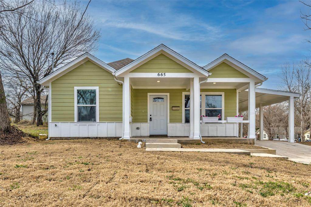 665 Rusk Avenue - Photo 1