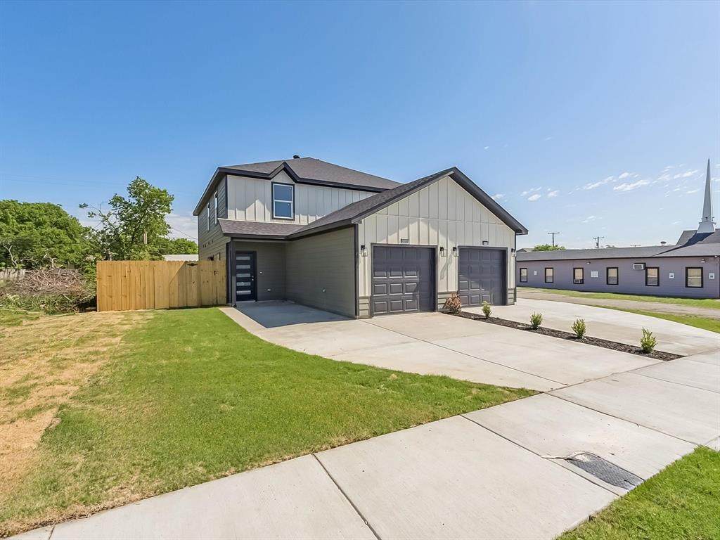 8008 Elizabeth Lane - Photo 1