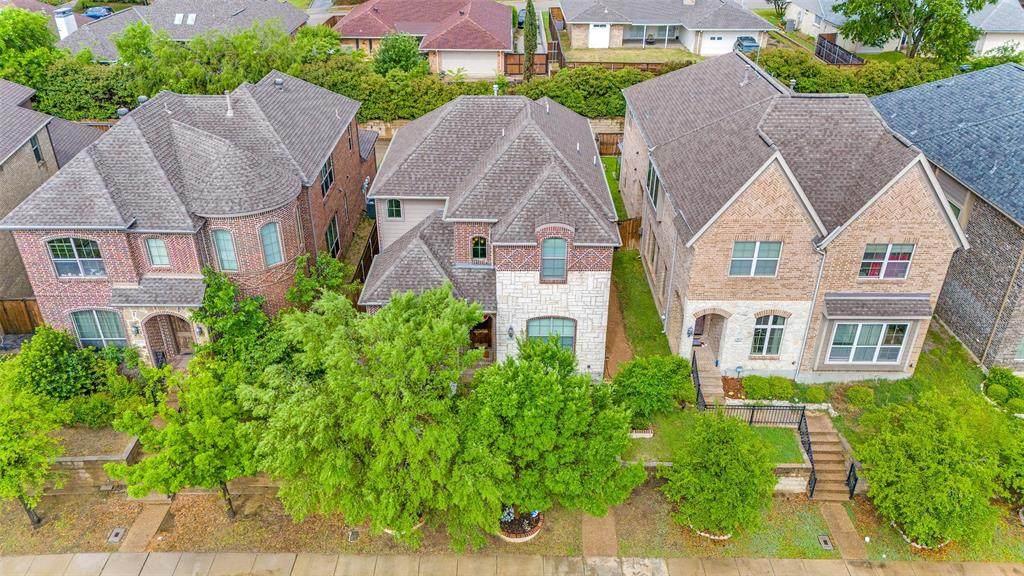 5019 Empire Way - Photo 1