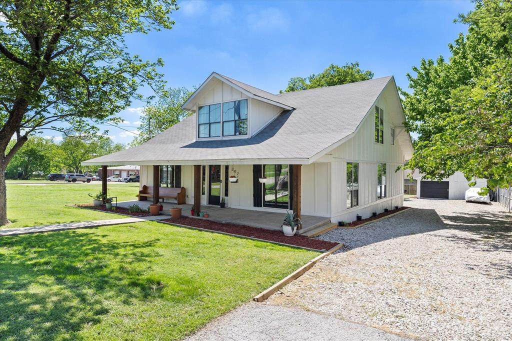 207 Main Street - Photo 1