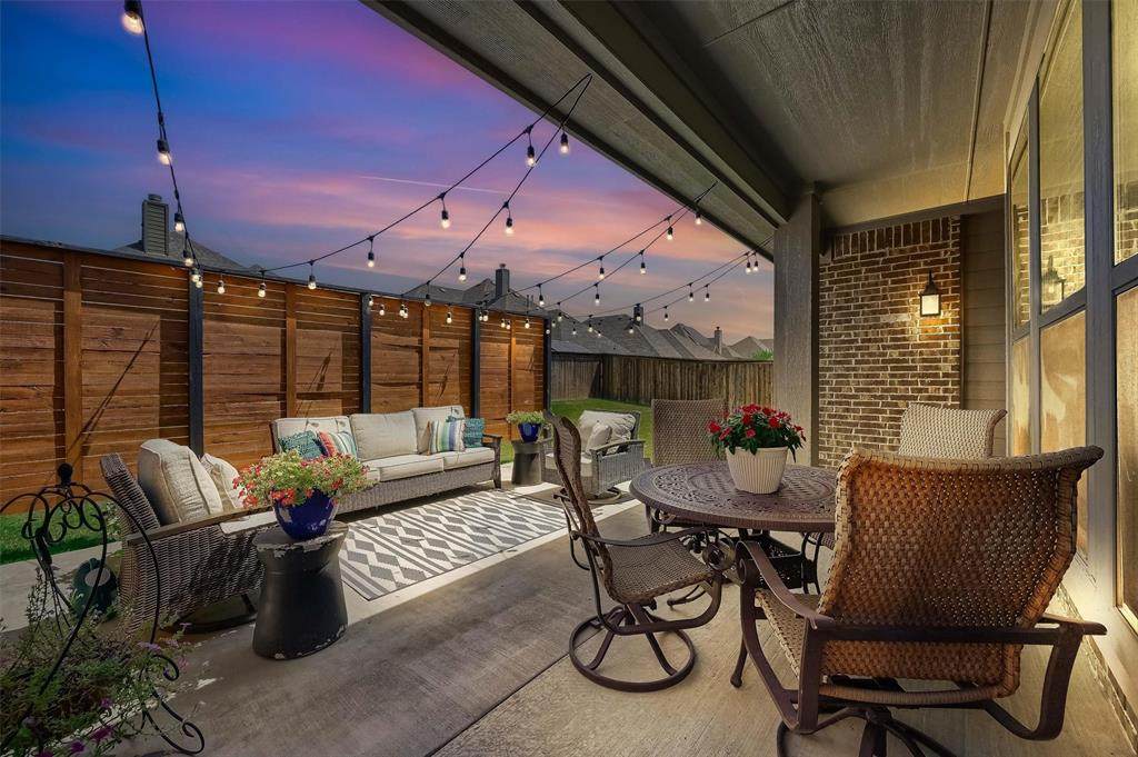 3658 Rosewood Drive - Photo 1