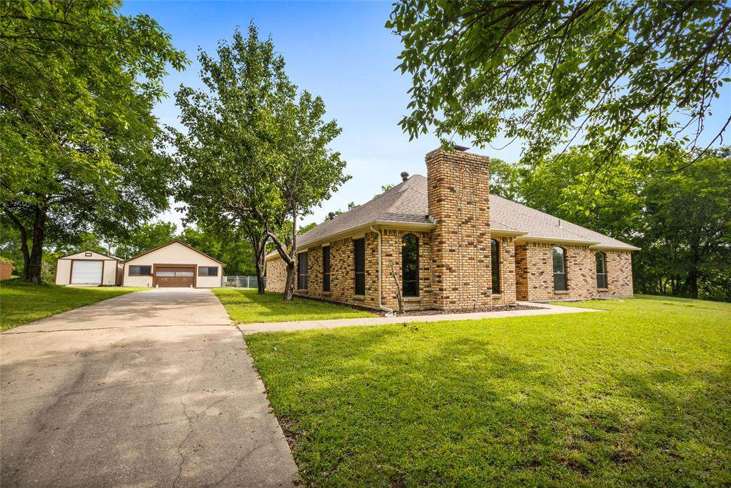 331 Oak Creek Drive - Photo 1