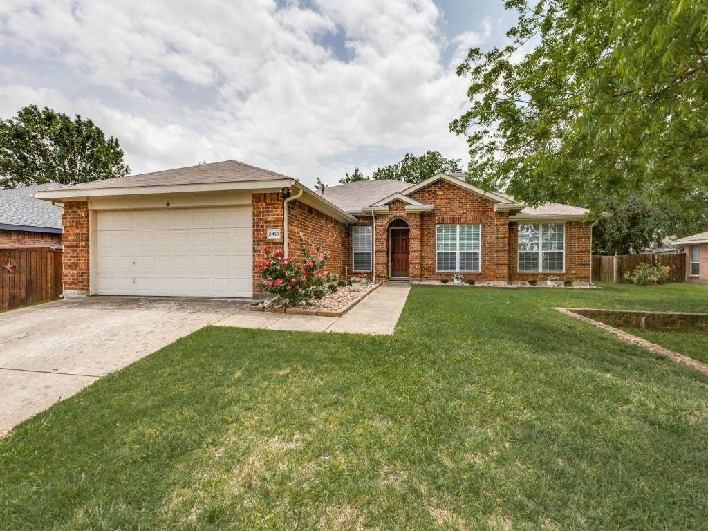 8410 Victory Street - Photo 1