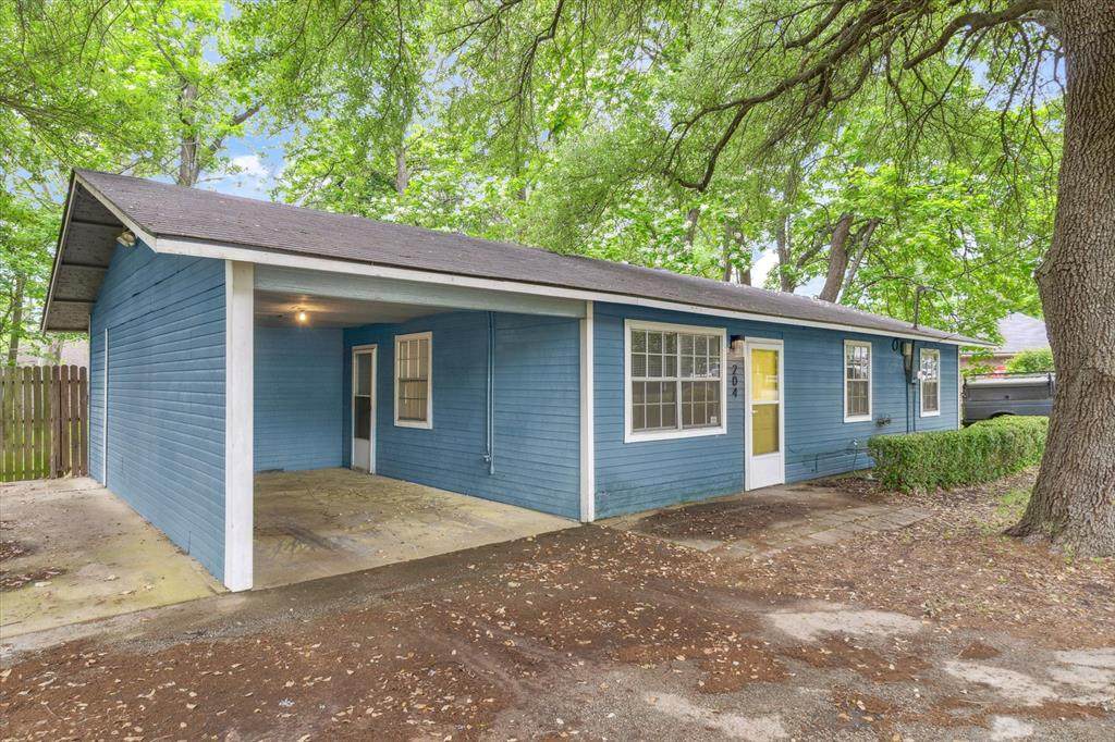204 Half Street - Photo 1
