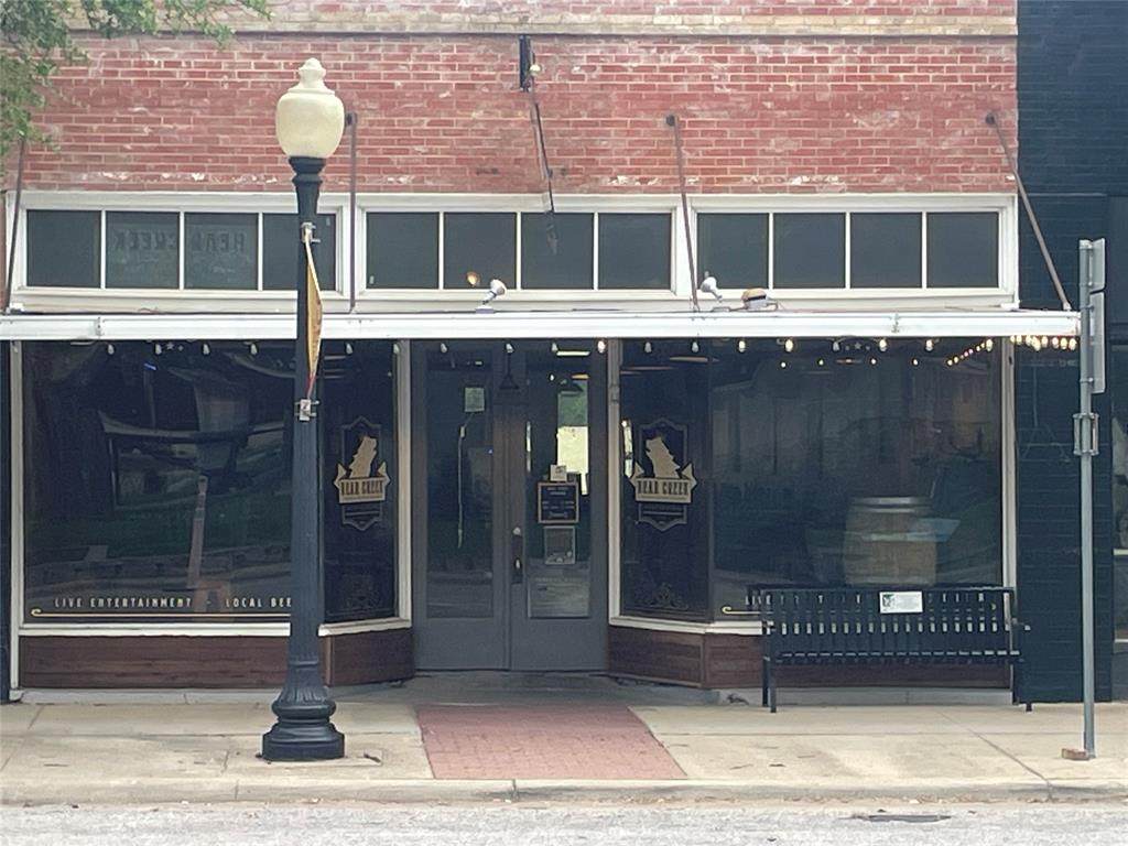 113 Main - Photo 1